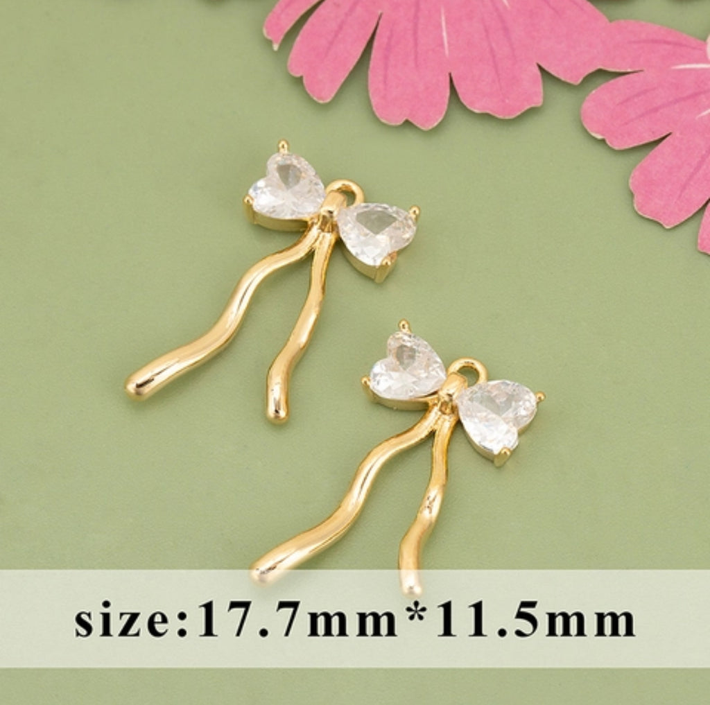 Ruban Charm