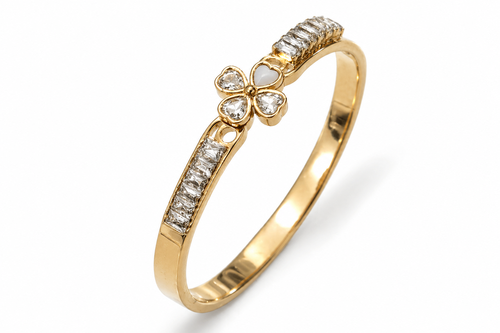 Clover Blossom Bangle