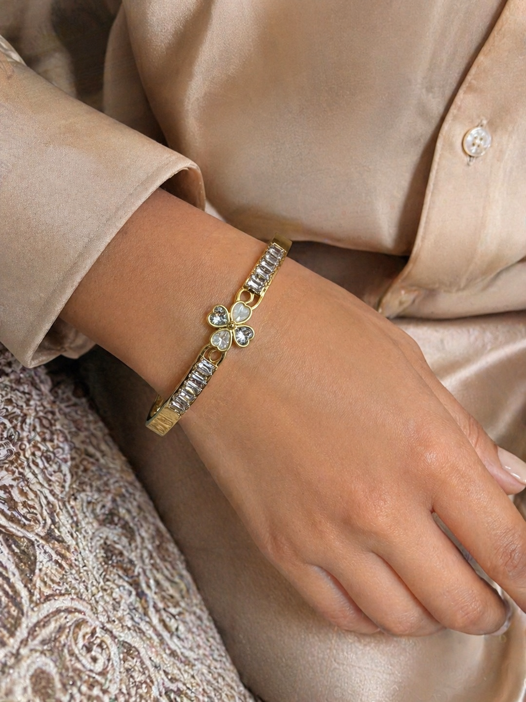 Clover Blossom Bangle