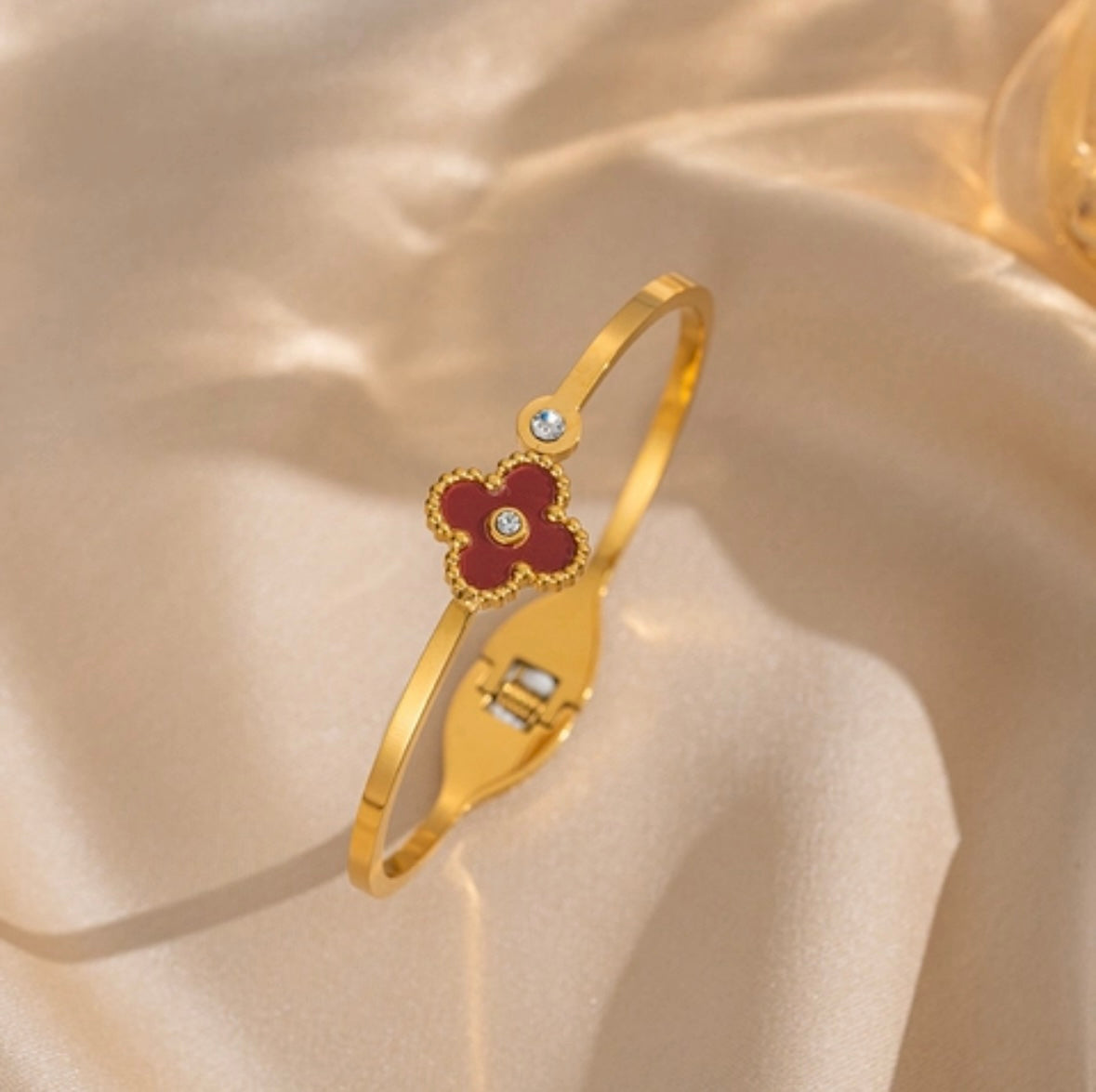 Flora bangle