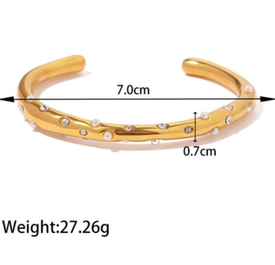 Pearl bangle