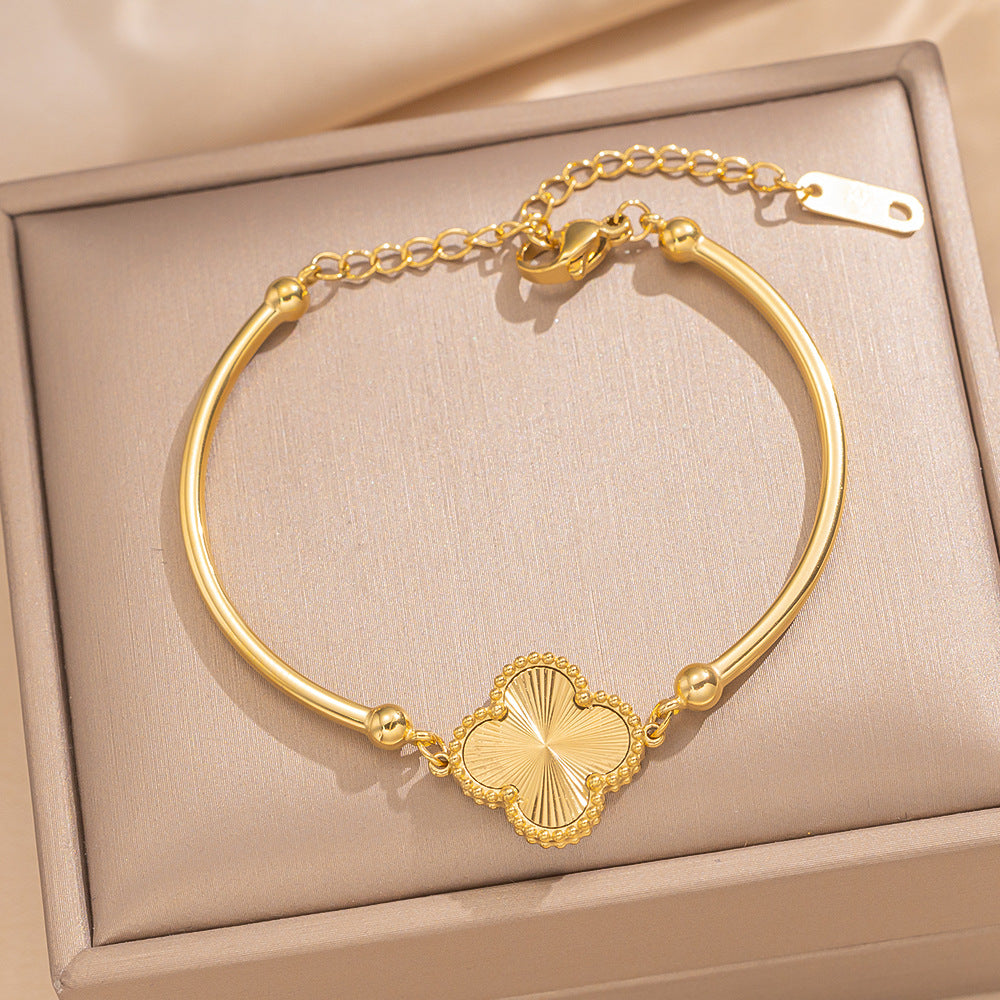 Auric Clover Bangle-Gold