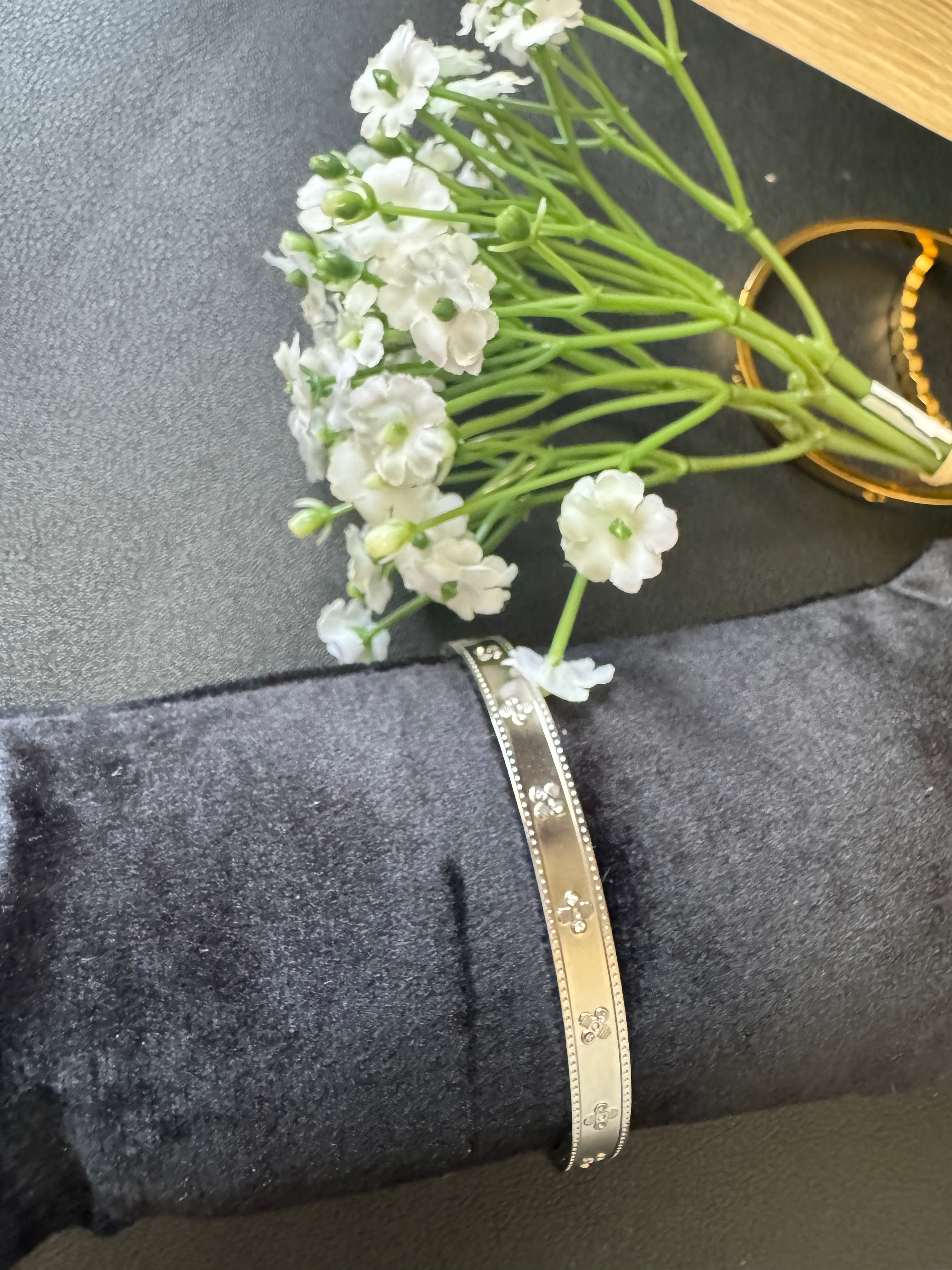 Floret Bangle - 18k Silver Plated