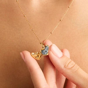 Classic Vintage Heart Necklace - 18K Gold Plated Stainless Steel