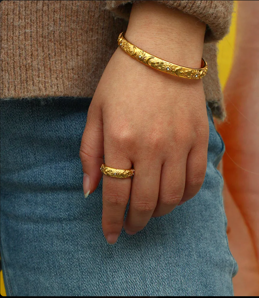 Sun moon Bangle