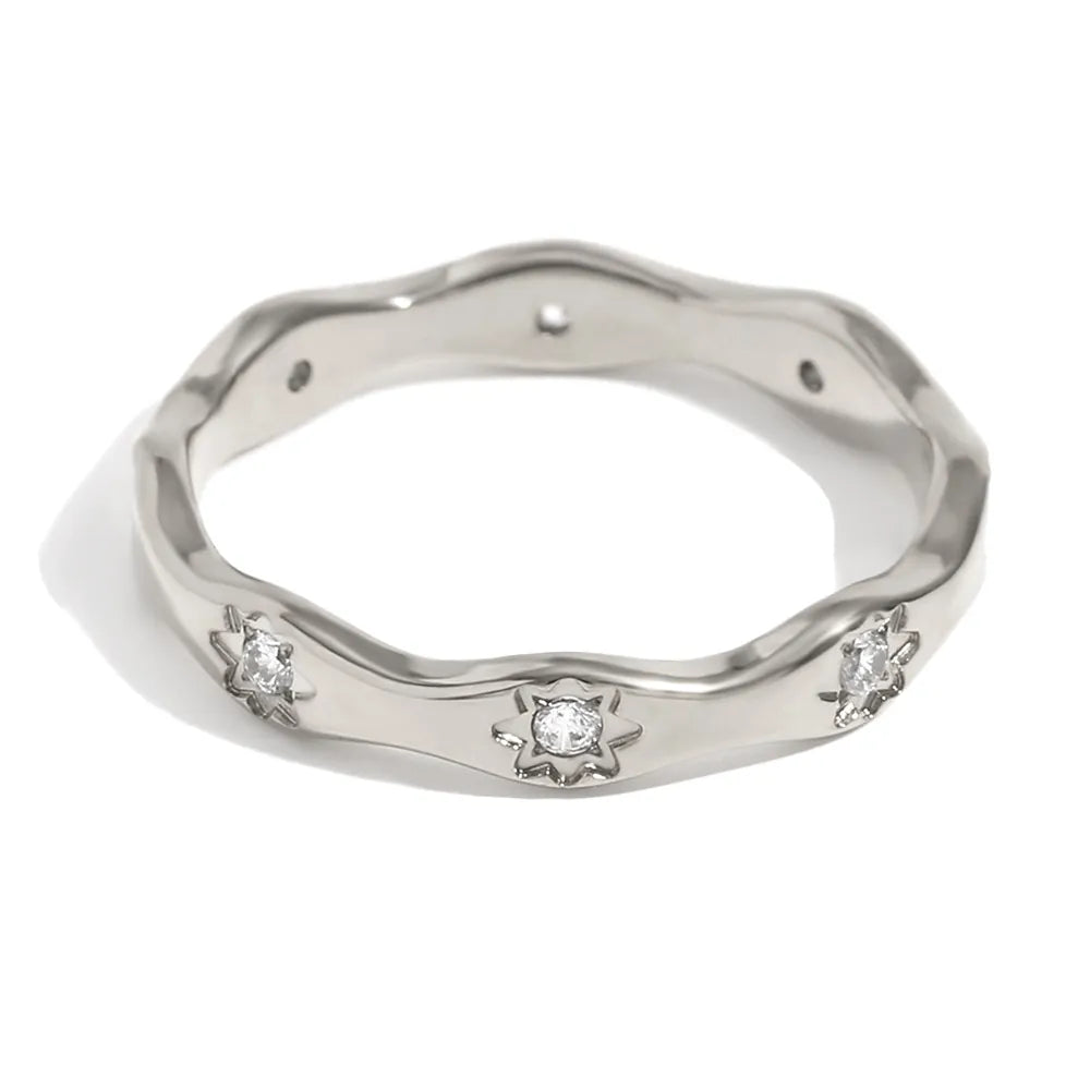 Wavy Star Ring