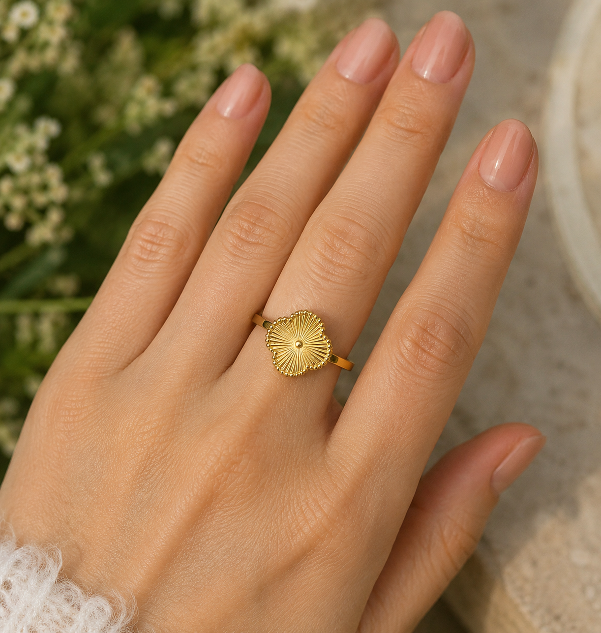 Sunburst Clover Ring
